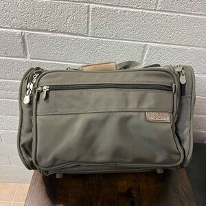 Briggs & Riley Olive Green Men's Bag
